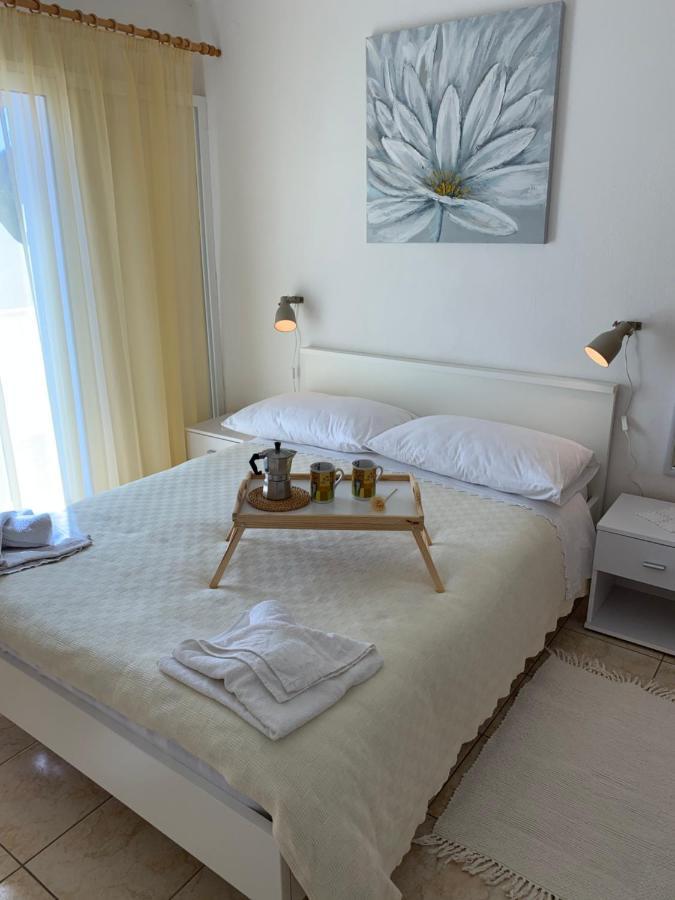Apartments Ema Sali Eksteriør bilde